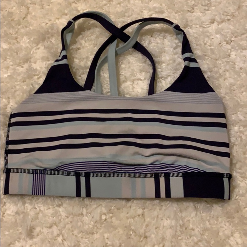 Lululemon sports bra